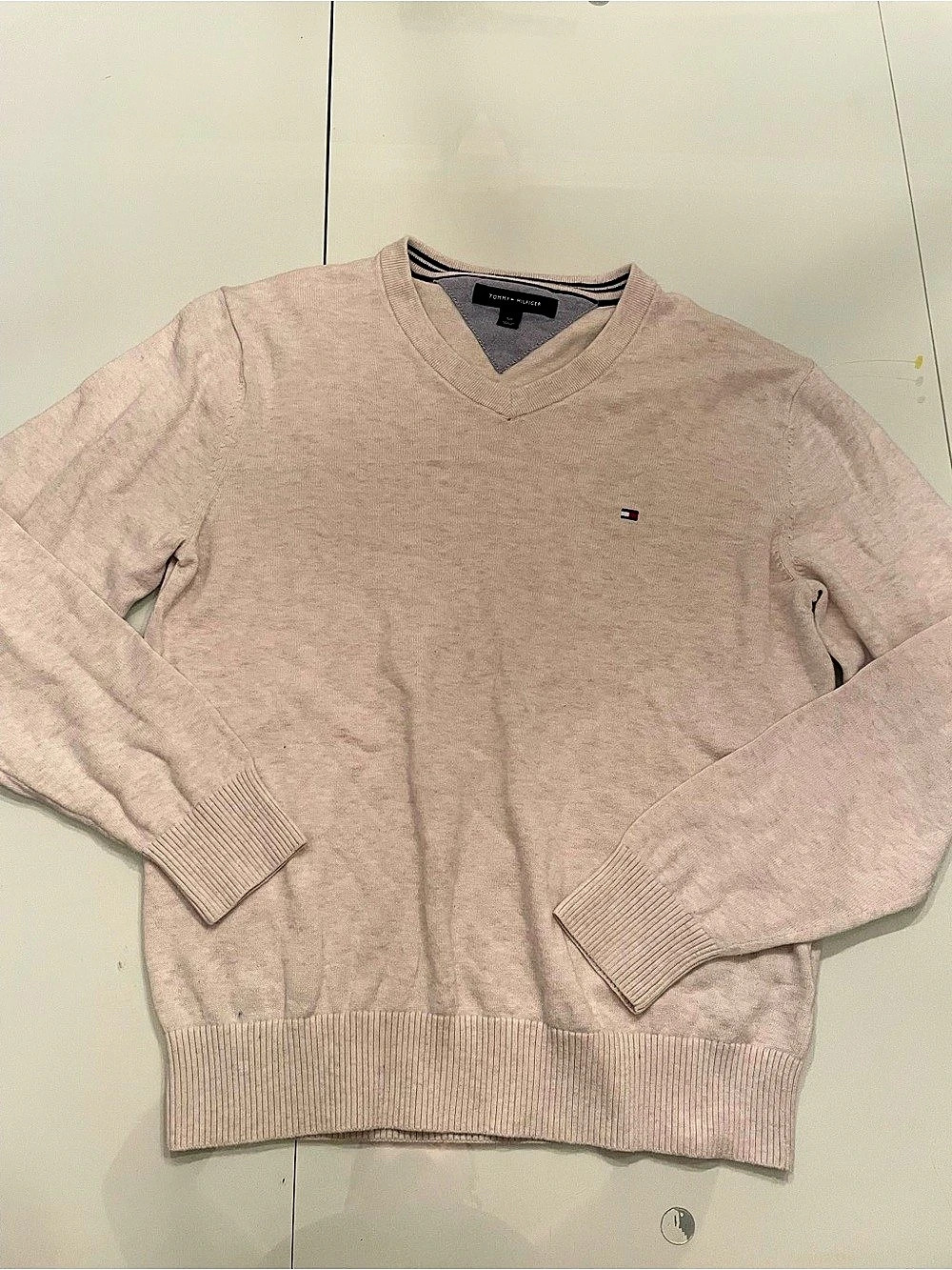 Tommy Hilfiger V-Neck Cotton Sweater in Pink Size Small